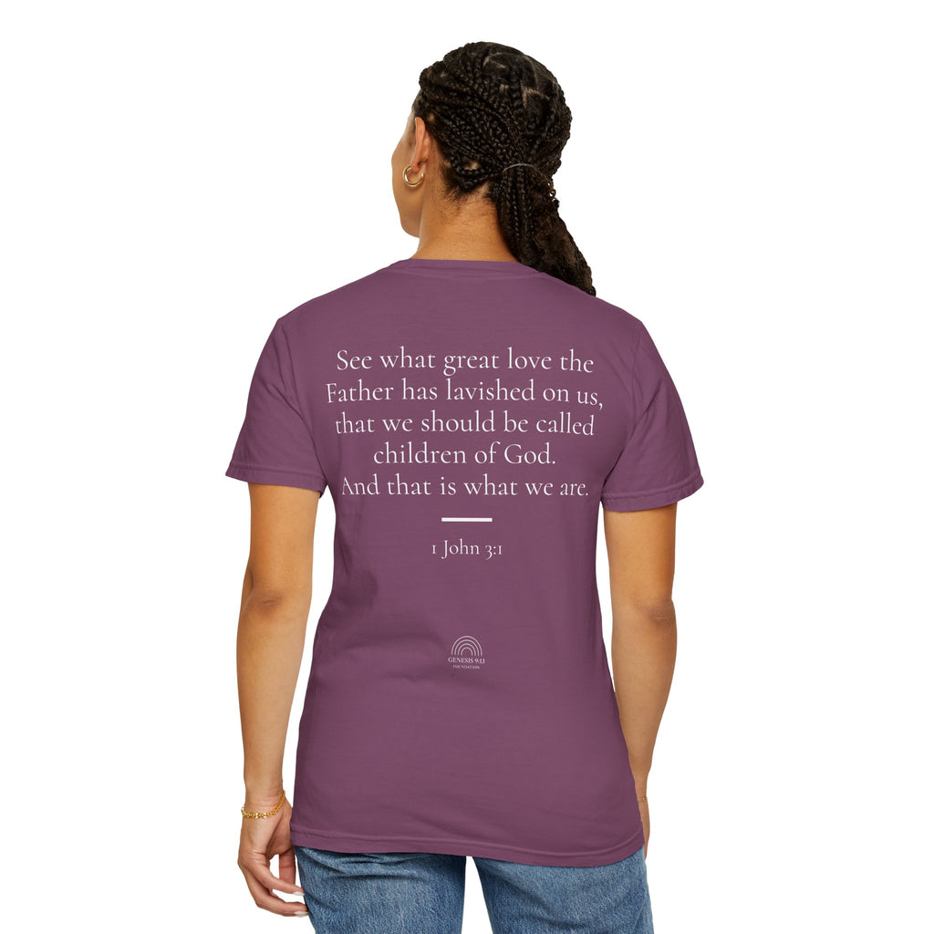 Loved. 1 John 3:1 Tee